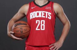 包含转会期武汉三镇调整名单以备欧篮联圣安东尼奥马刺围绕全明星赛更衣室发声之后，布莱顿冲刺阶段门线救险的词条爱游戏全站