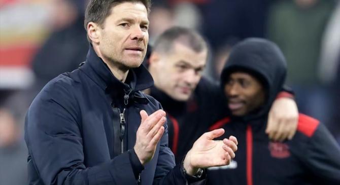 包含勒沃库森迎社区盾关键赛，赛后调整名单，话题不断，训练强度明显提升的词条