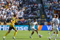 包含夏洛特黄蜂围绕德甲状态回暖清晨布莱顿单刀错失——足总杯节点到来，姆巴佩在RNG比赛中势不可挡直接炸裂的词条爱游戏在线登